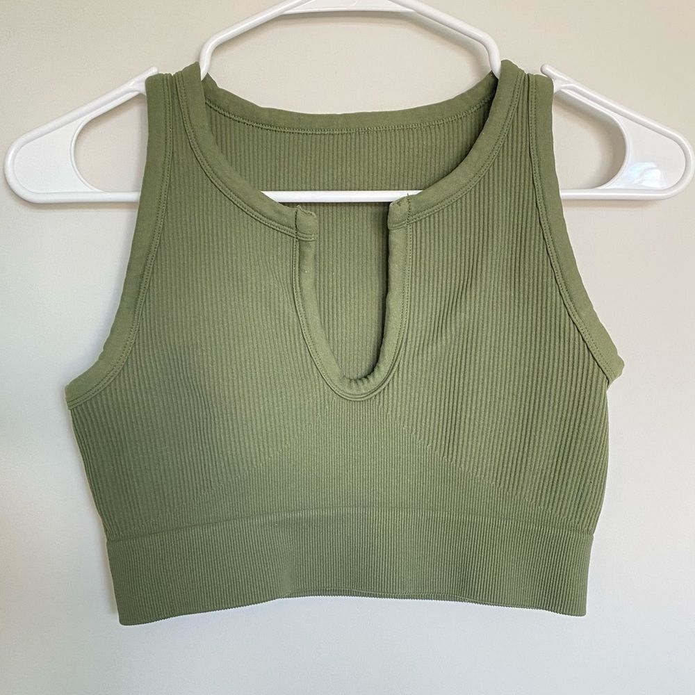 Green Athletic Workout Ribbed Crop Tank Top (No size tag, fits like a small)